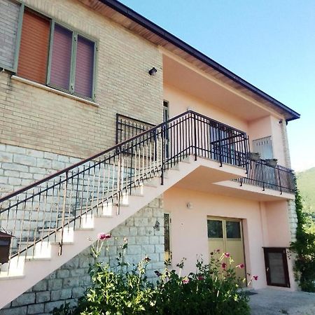 Casa Carducci Affittacamere Monteleto Экстерьер фото