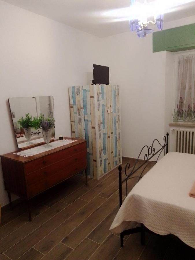 Casa Carducci Affittacamere Monteleto Экстерьер фото